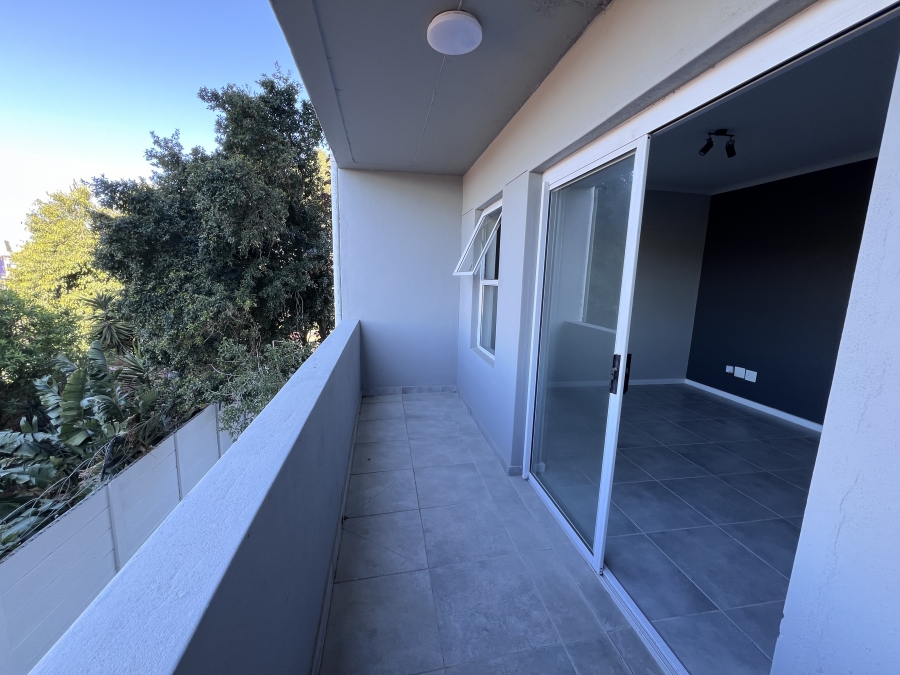 1 Bedroom Property for Sale in Table View Western Cape